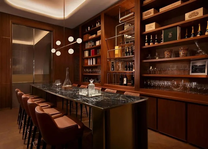 ホテル The St. Regis 5*