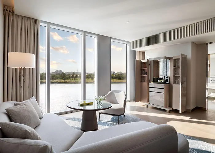 ホテル The St. Regis 5*